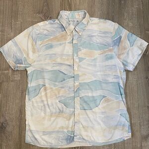Men's Abercrombie Short-Sleeve Button-Down in Blue & Beige wave like pattern